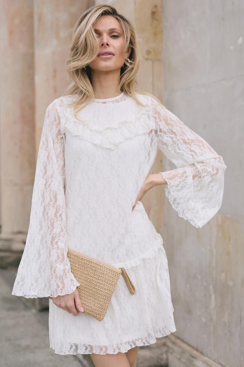 Dodatki do sukni z koronki