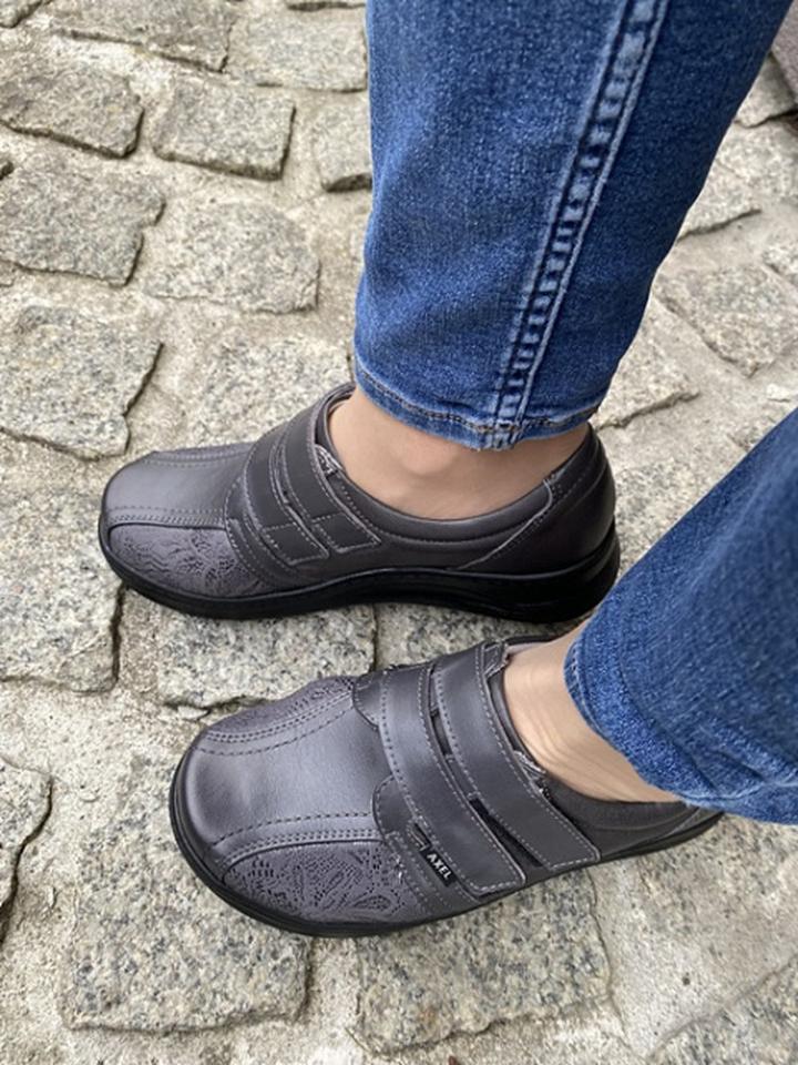 Obuwie wspierające przy haluksach