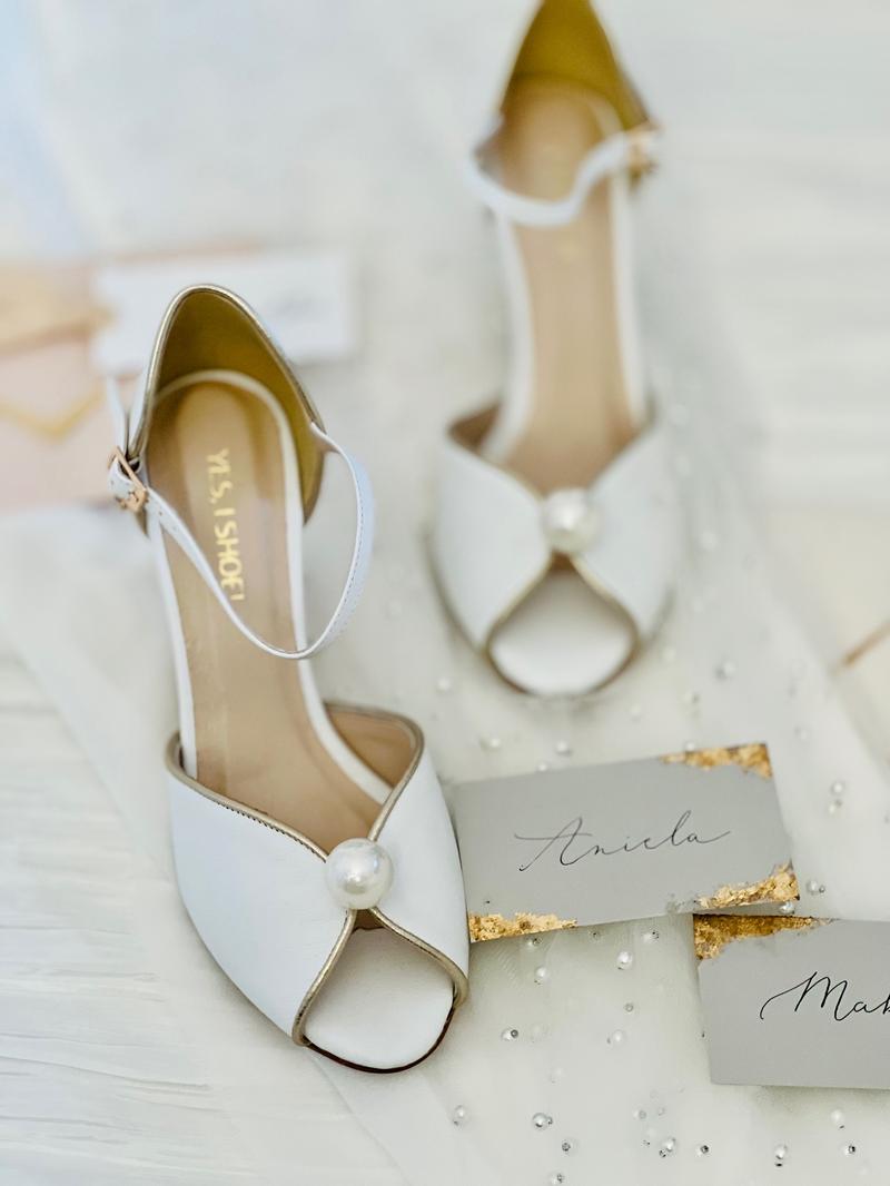 Wysokość obcasa do sukni ślubnej