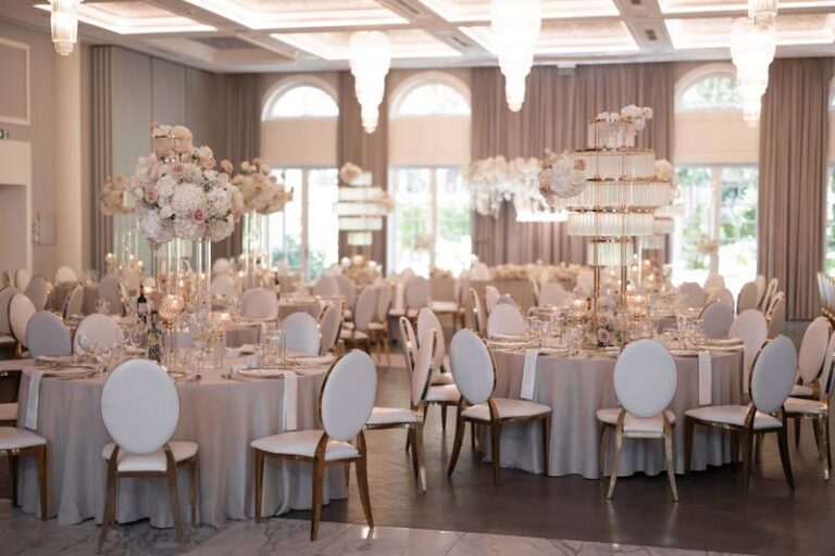 Stwórz wyjątkowy strój Afrodyty, który oczaruje wszystkich