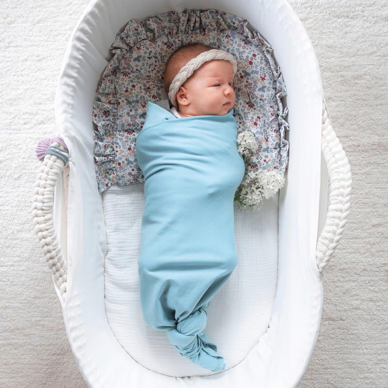 Jak dobrać właściwy rozmiar otulacza dla noworodka?