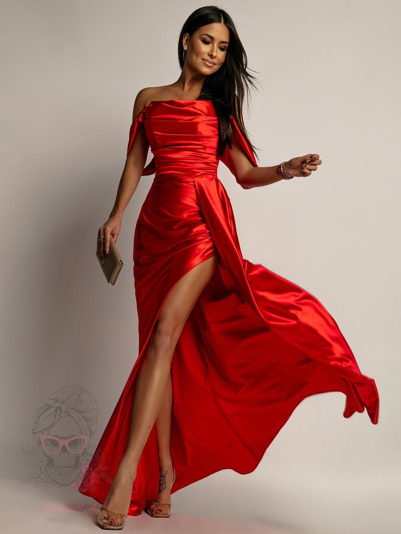 Jakie buty do długiej czerwonej sukni wybrać, by olśniewać?