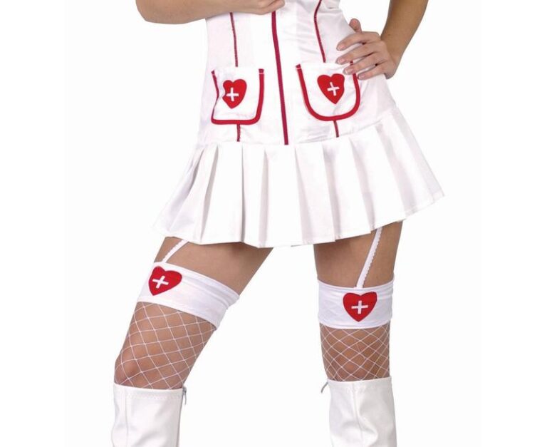 Kreatywne pomysły na to, jak zrobić strój pielęgniarki w prosty sposób