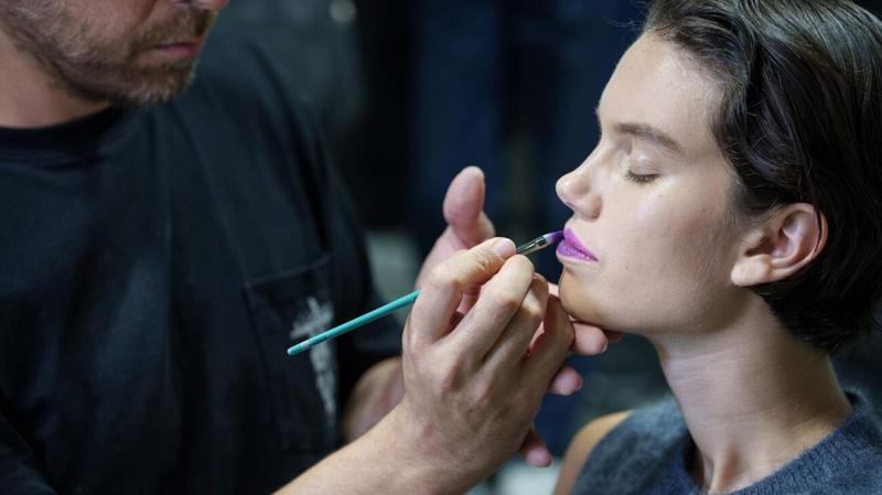 Zasady zwrotu kosmetyków – co warto wiedzieć przed zakupem?