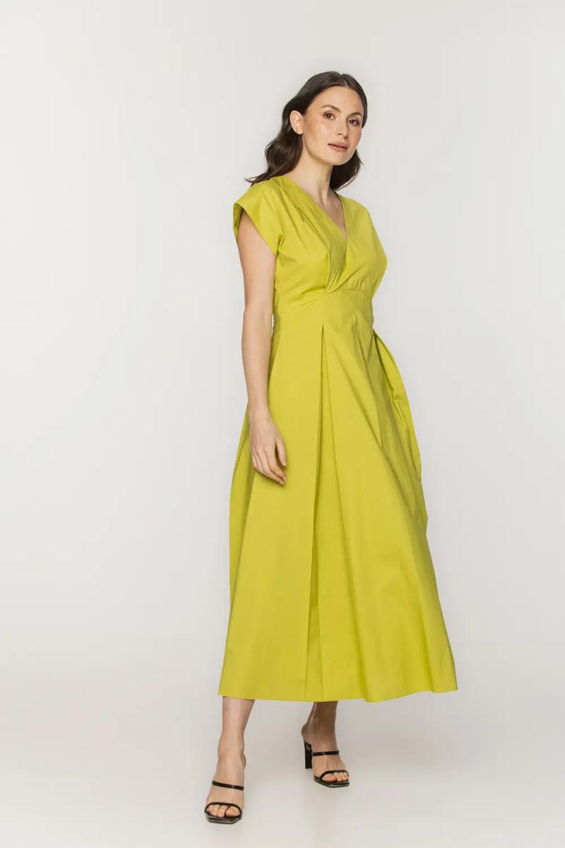 Buty do limonkowej sukienki