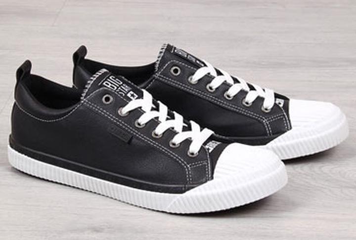 Sportowa elegancja sneakersy