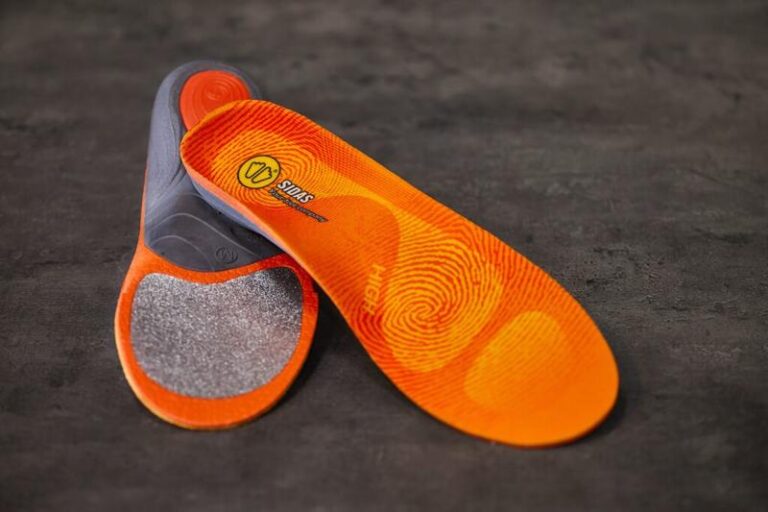 Wkładki do butów narciarskich – jak wybrać najlepsze dla swojego komfortu?