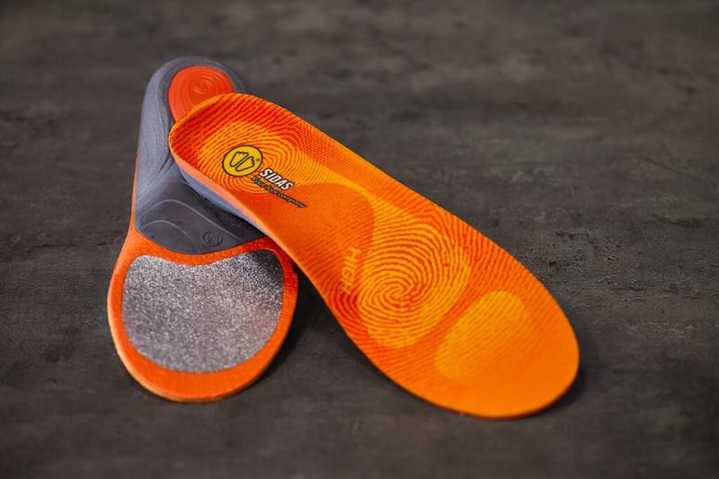 Wkładki do butów narciarskich – jak wybrać najlepsze dla swojego komfortu?