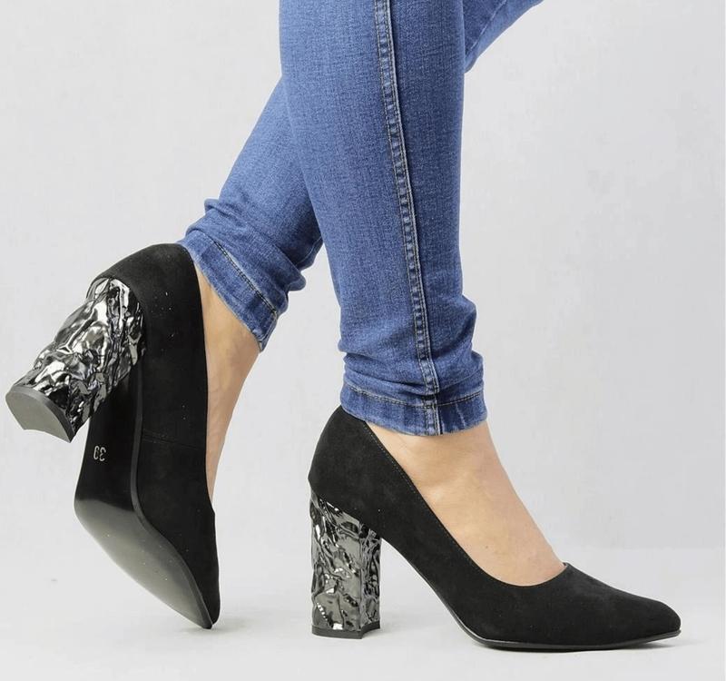 Buty wydłużające sylwetkę