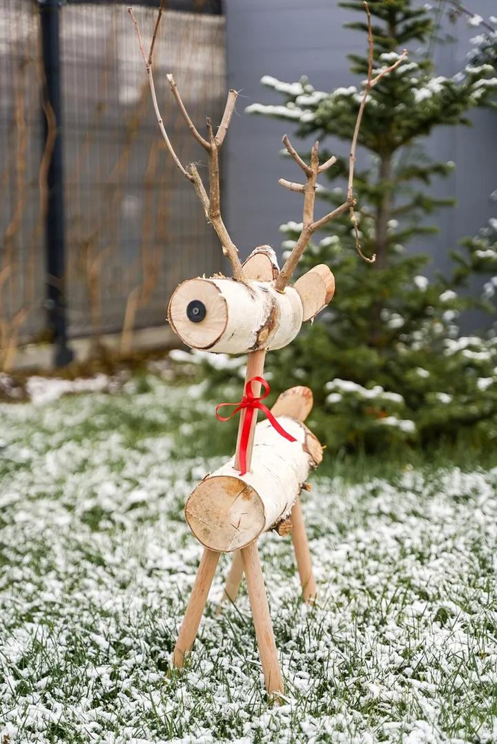 Szycie maskotki renifera