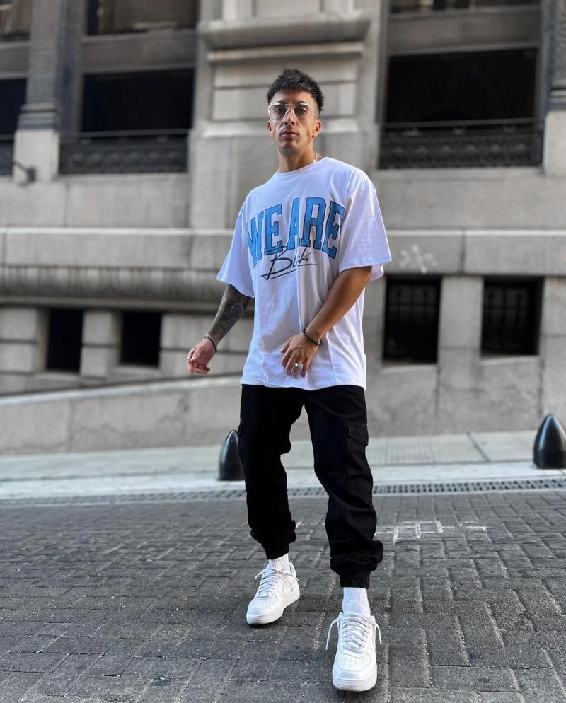 Odkryj tajemnice oversize – jaki to rozmiar i jak go nosić?