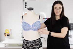 Odkryj tajniki szycia: jak samodzielnie uszyć idealny stanik