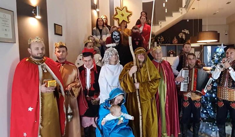 Szycie kostiumu kolędniczego