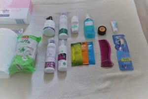 Przygotuj się na poród: jakie kosmetyki warto zabrać do szpitala?